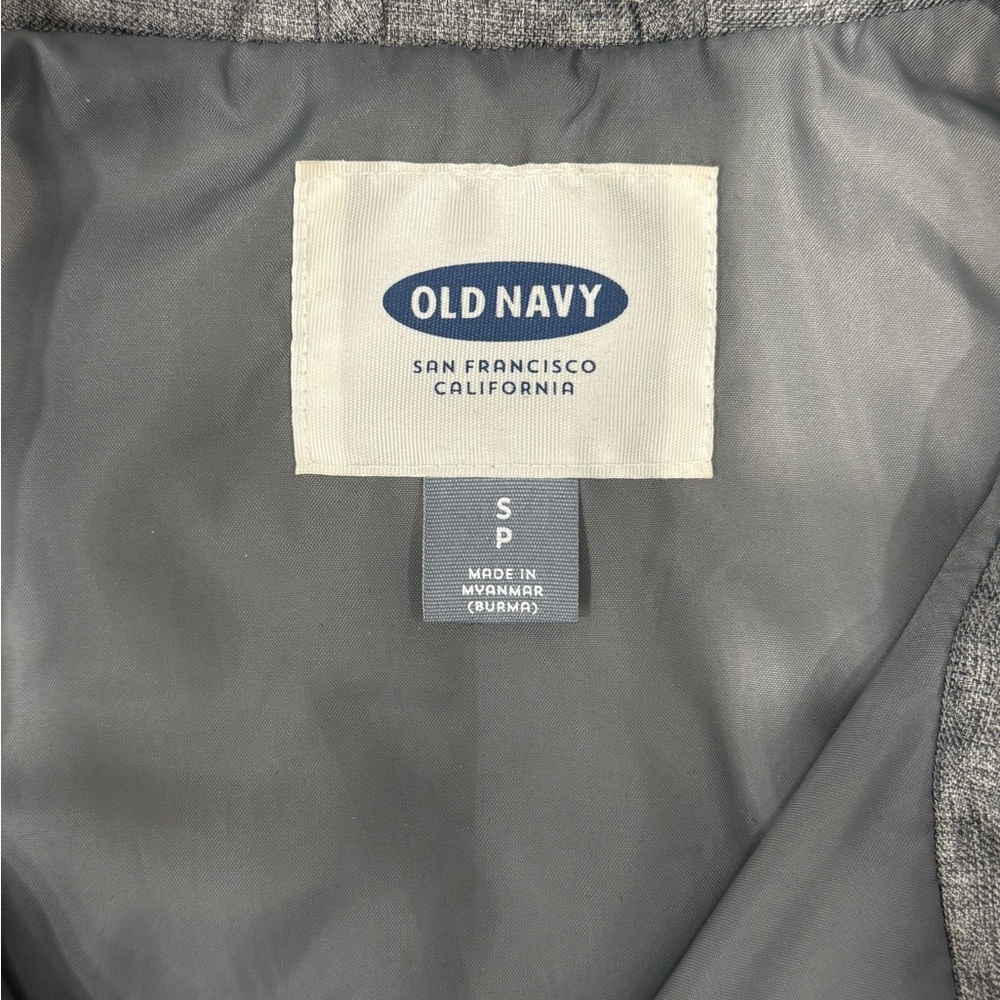Old Navy • Quilted Vest - Picture 4 of 5